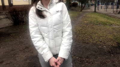 اجنبي پئسي لاءِ چوسيو ۽ ڀاڙيو. روسي شوقين. ڳالهائڻ سان.